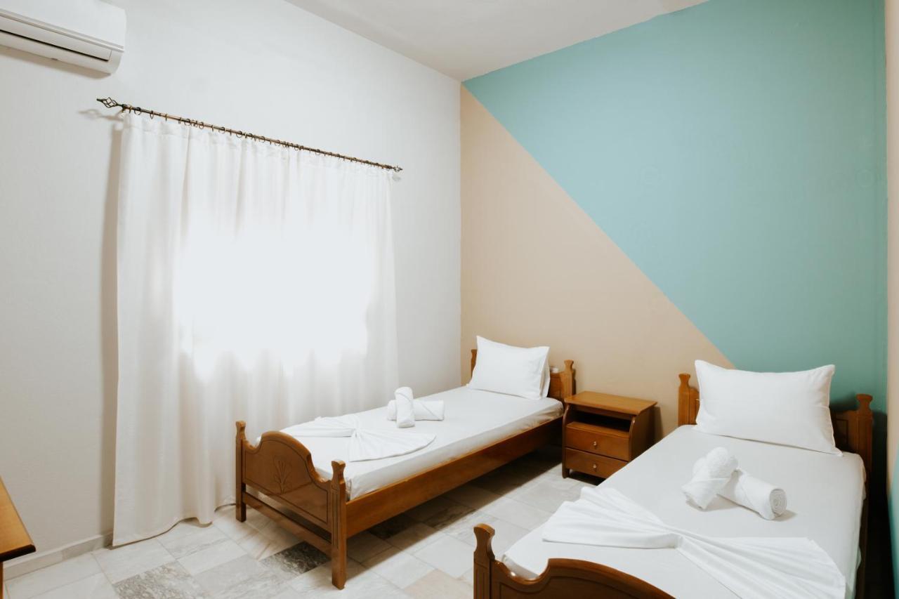 Gjirokastër Hotel Lunxheria מראה חיצוני תמונה