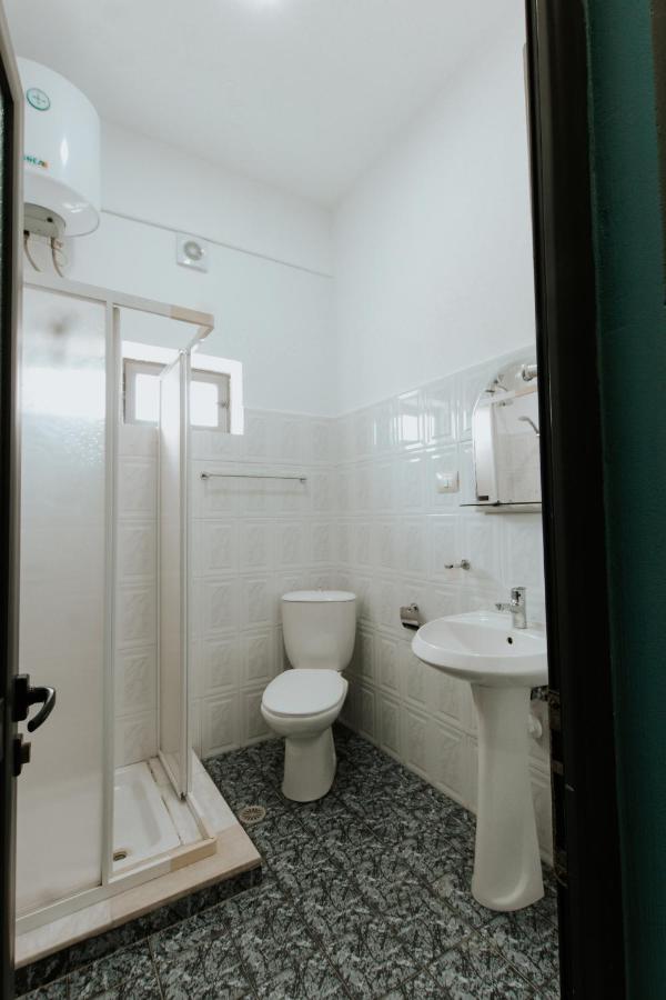 Gjirokastër Hotel Lunxheria מראה חיצוני תמונה
